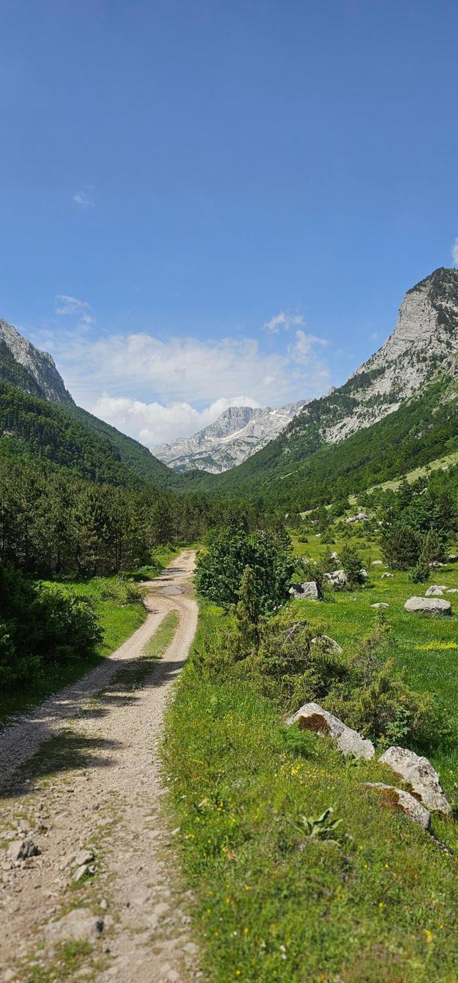 Vila Ekoo Katun Jezerca Vuthaj Exteriér fotografie
