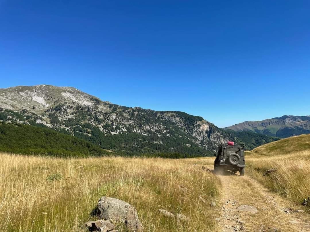 Vila Ekoo Katun Jezerca Vuthaj Exteriér fotografie
